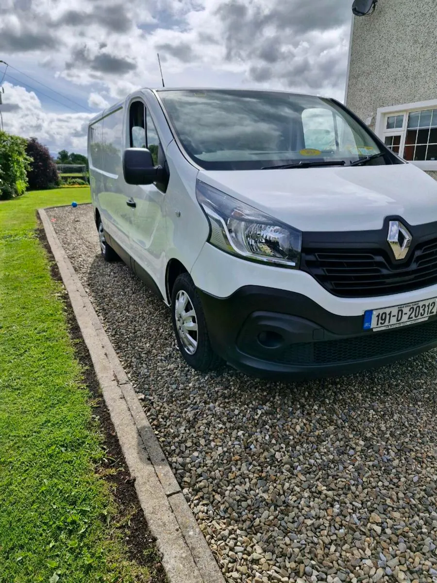 Renault Trafic - Image 1