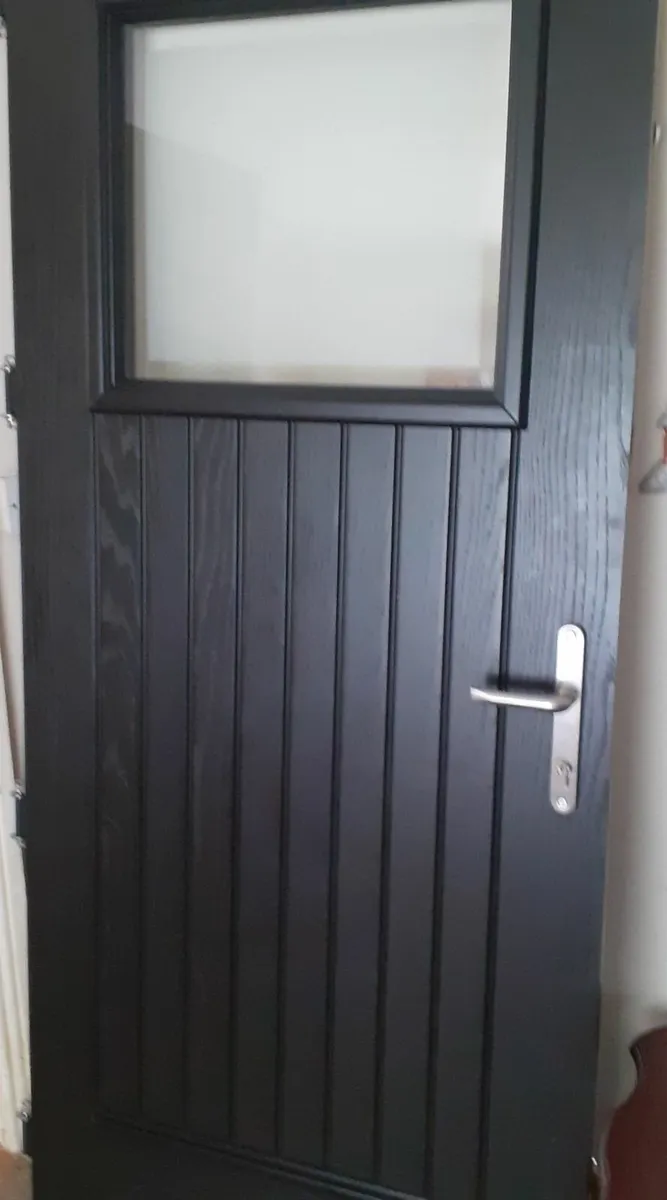 Composite Front Door- new - Image 4