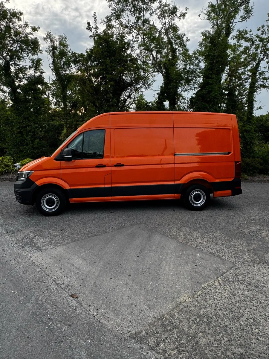 2022 VW CRAFTER 2.0 TDI 140 MWB PANEL VAN - Image 2
