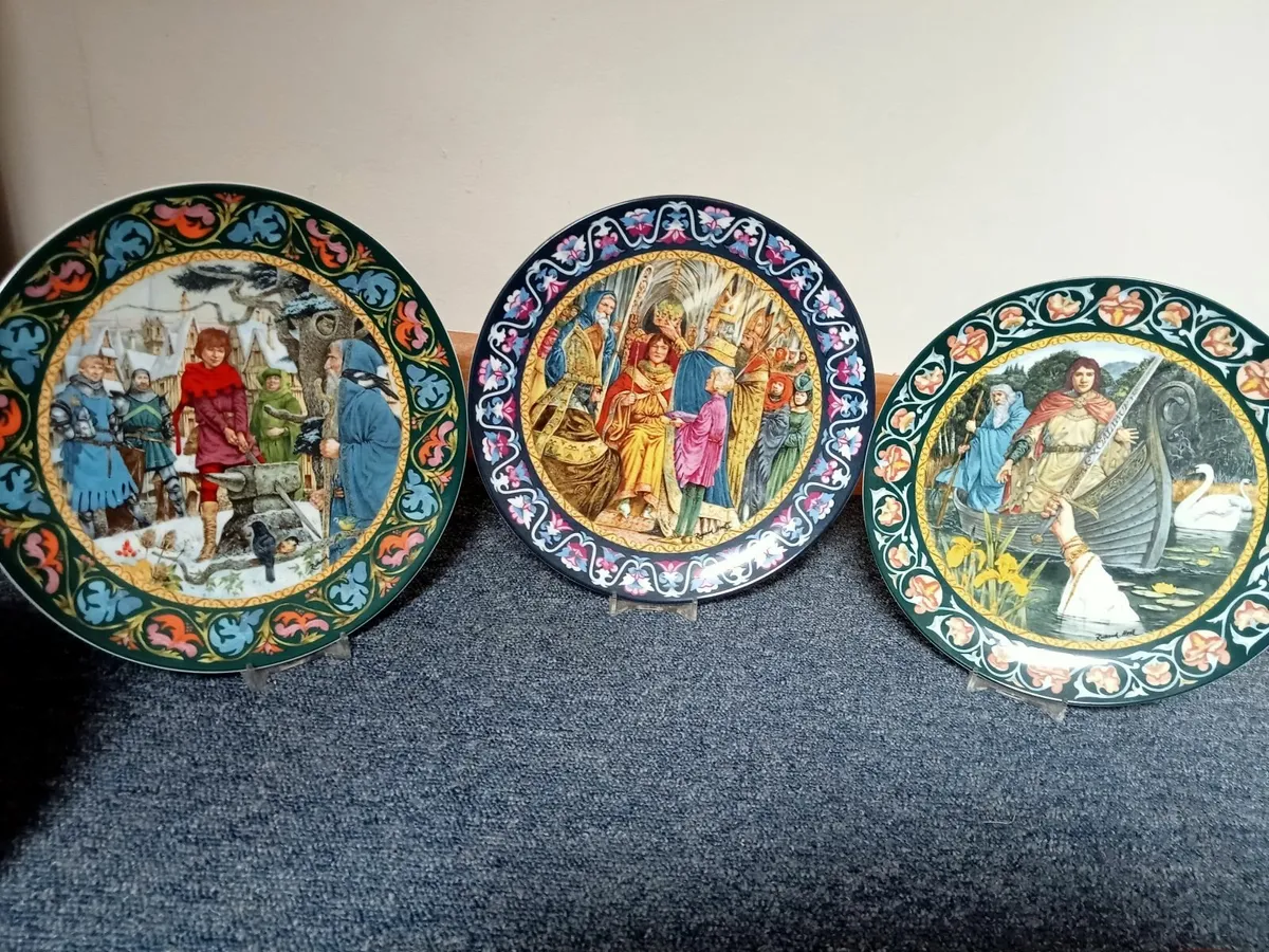 Vintage plates - Image 2