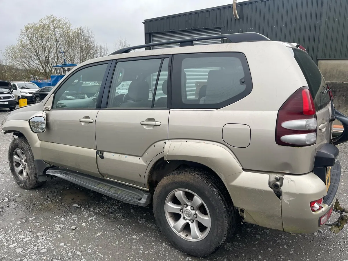 Toyota landcruiser - Image 2