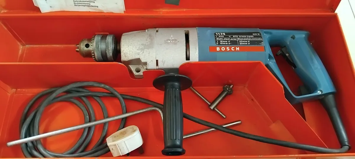 Bosch 1174 Percussion Drill 240v - Image 1