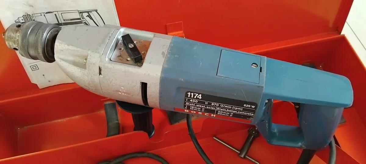 Bosch 1174 Percussion Drill 240v - Image 4