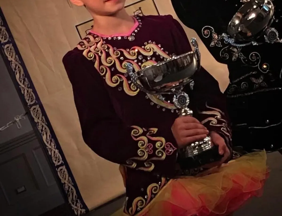 Kids Irish dancing costume - Image 3