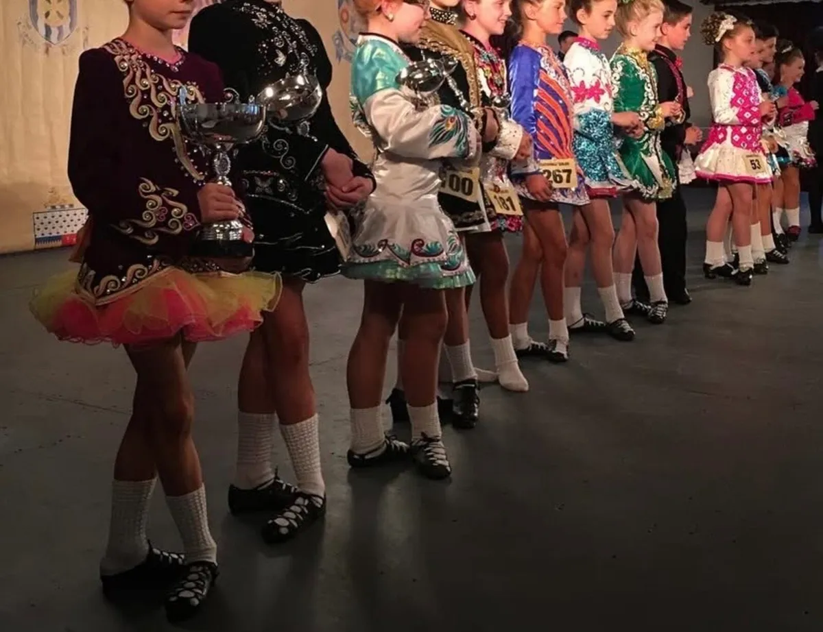 Kids Irish dancing costume - Image 4