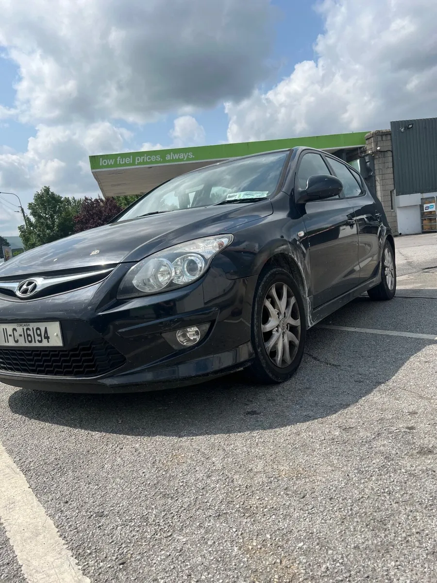 Hyundai i30 2011 - Image 2