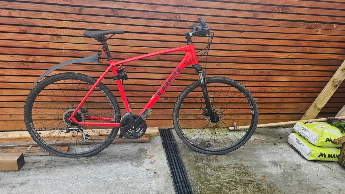Mens Hybrid Bike - Image 1