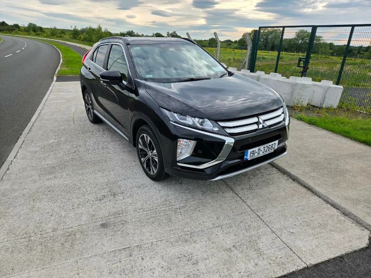 Mitsubishi Eclipse Cross - Image 2
