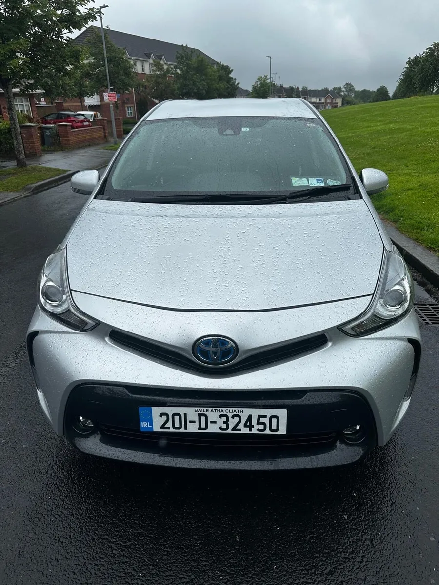 Prius Plus Alfa 7 seater - Image 1
