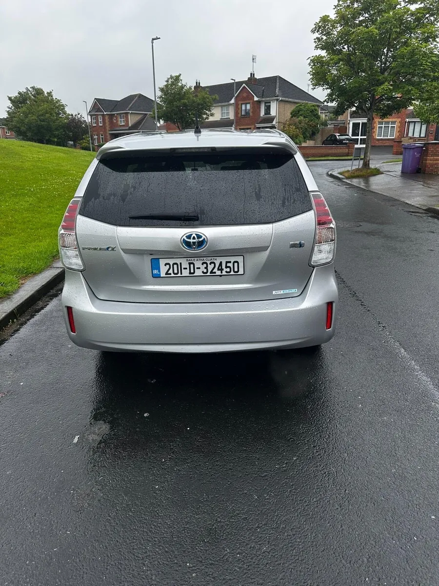 Prius Plus Alfa 7 seater - Image 2
