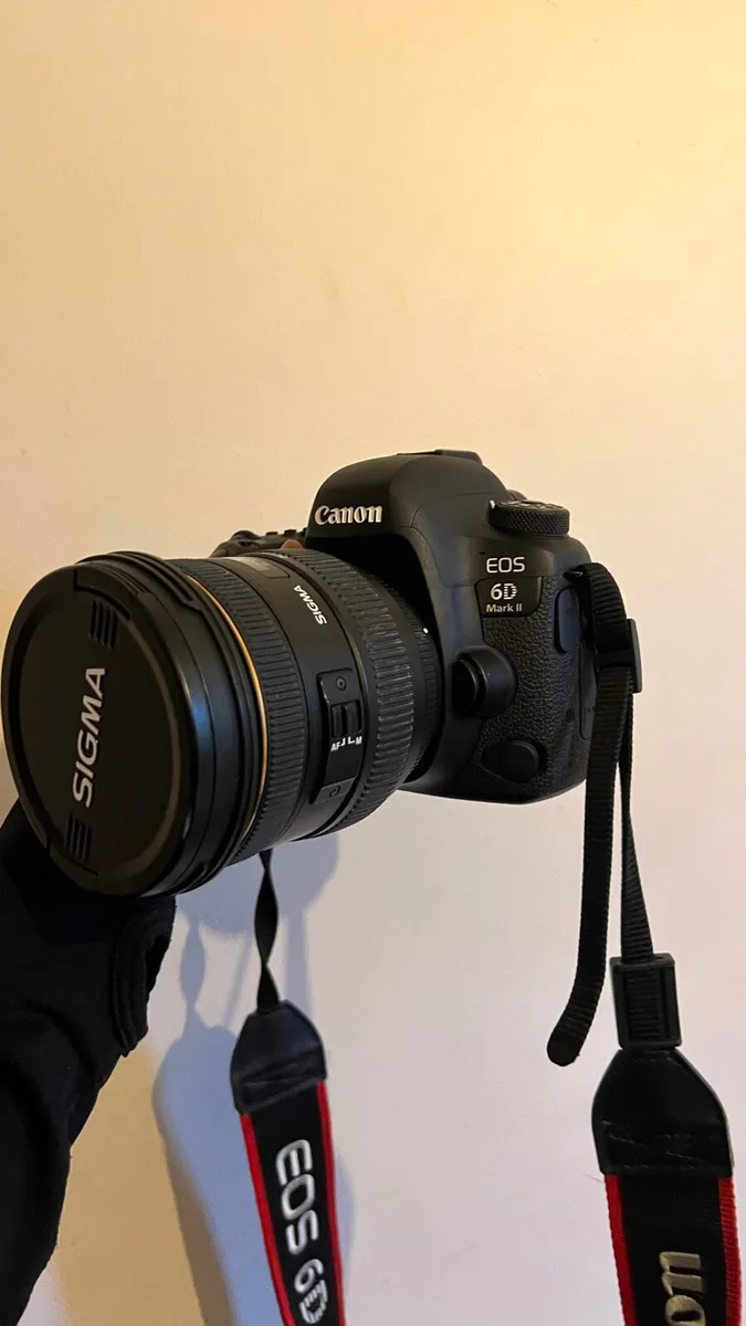 Camera 6D mark II + Sigma 24-70mm f/2.8 Ex DG HSM - Image 1