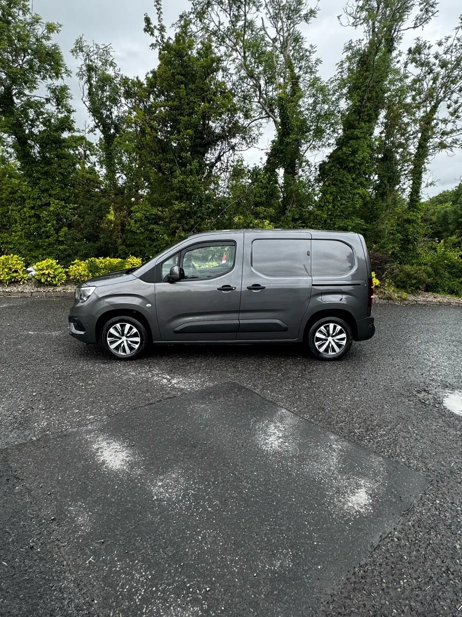 2019 VAUXHALL COMBO 1.6 HDI SPORTIVE - Image 4