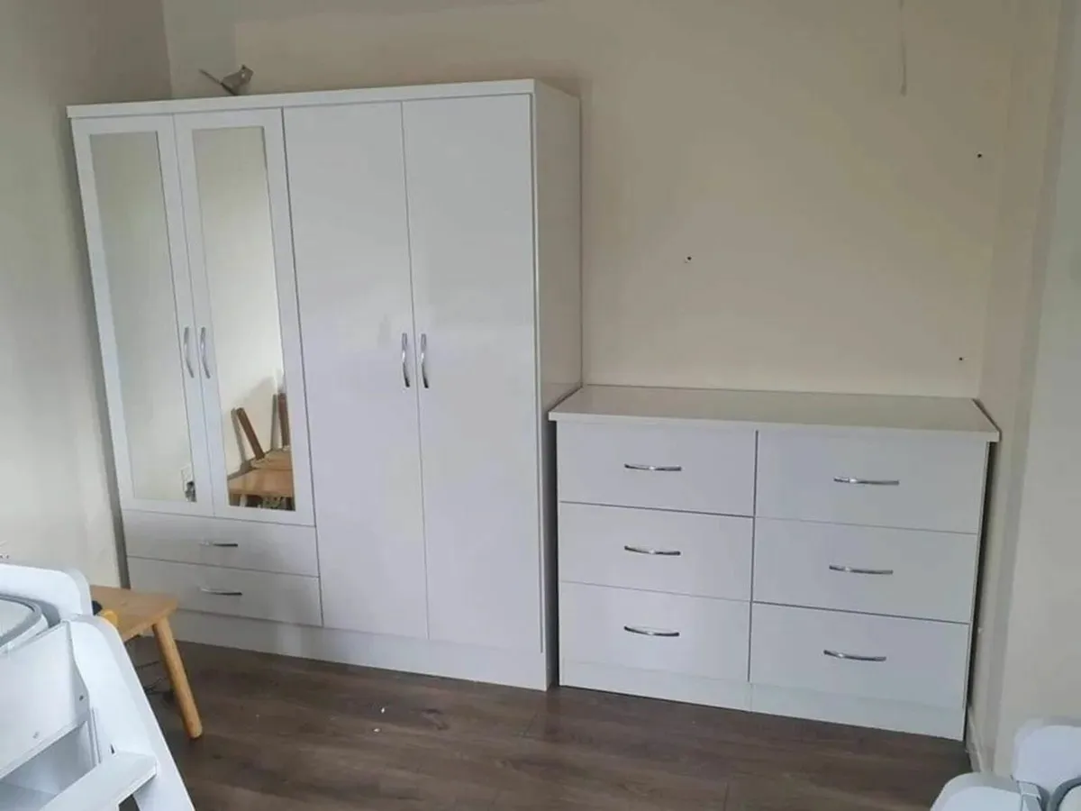 BEDROOM FURNITURE - Image 3
