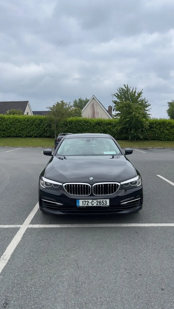 BMW 5-Series 2017 - Image 2