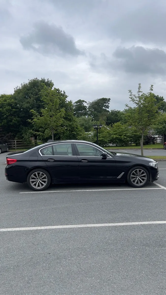 BMW 5-Series 2017 - Image 4