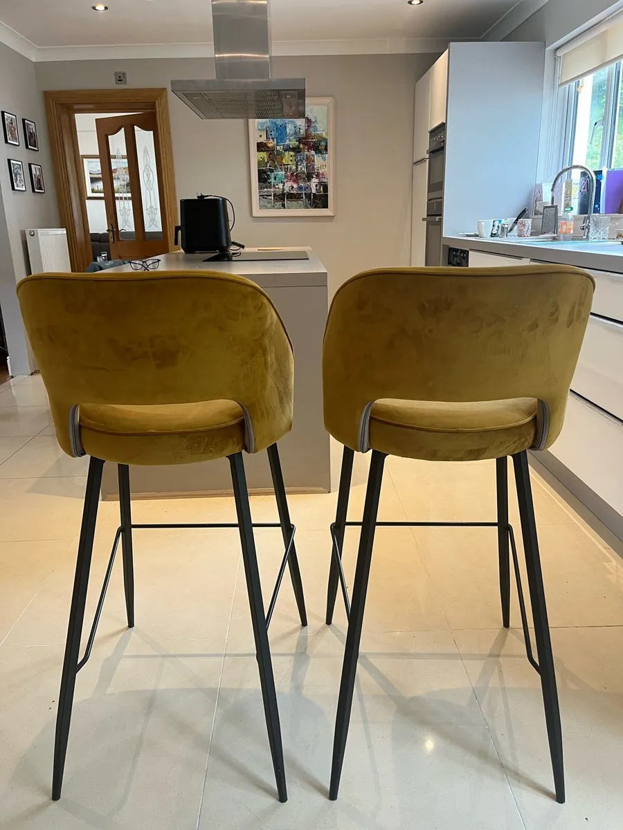 Pair of Mustard Velvet Barstools. - Image 3