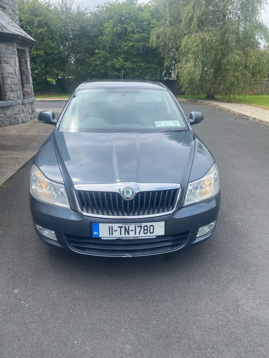 2011 Skoda Octavia 1.6 new test and taxed - Image 1