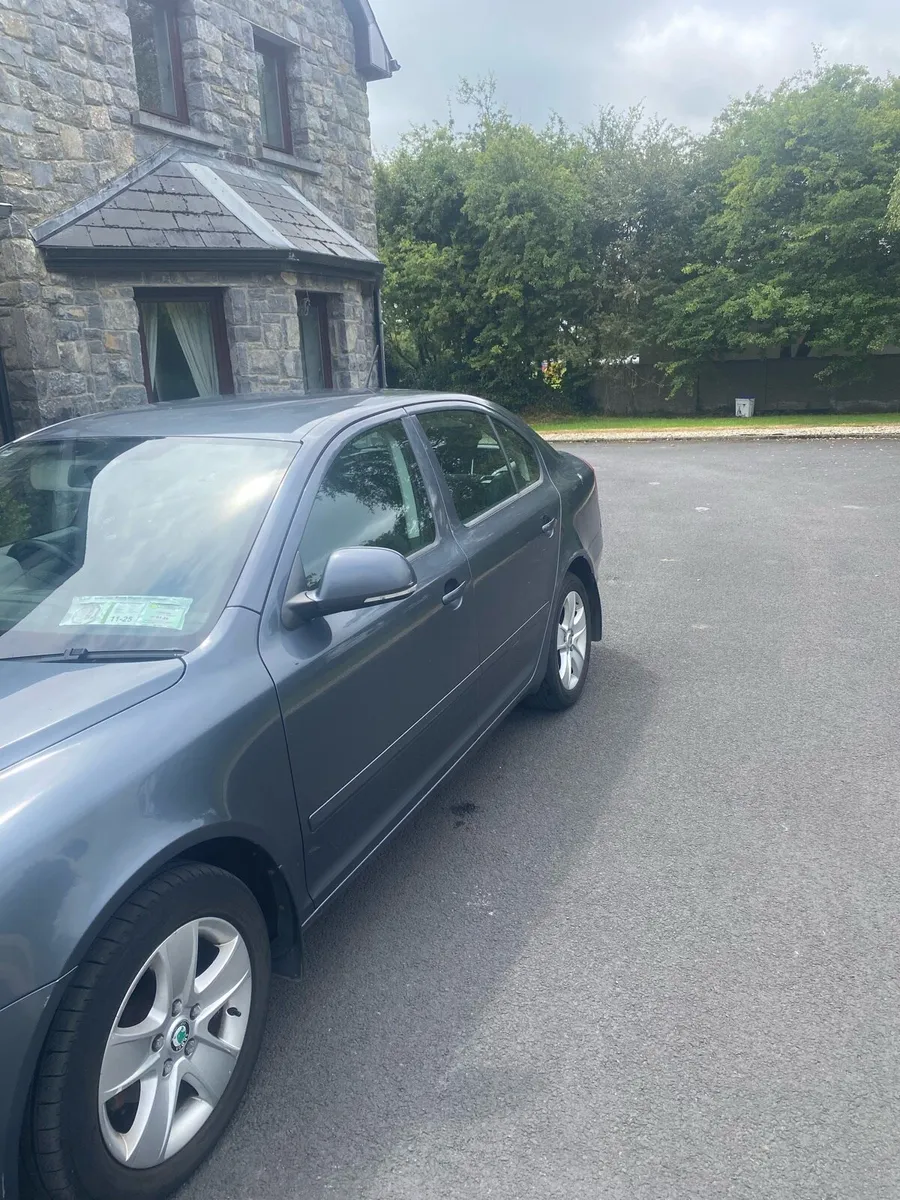 2011 Skoda Octavia 1.6 new test and taxed - Image 4