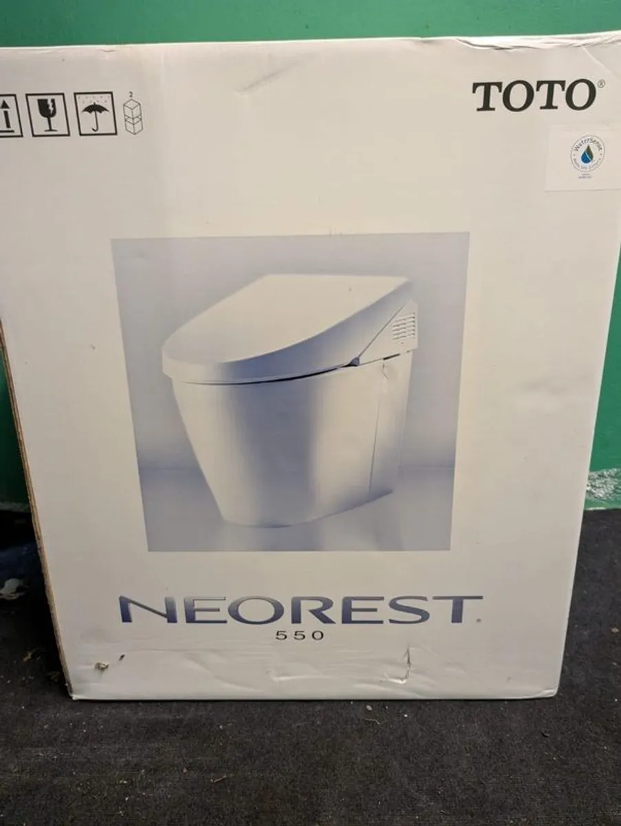 TOTO Neorest 550 Japanese Toilet - Image 1