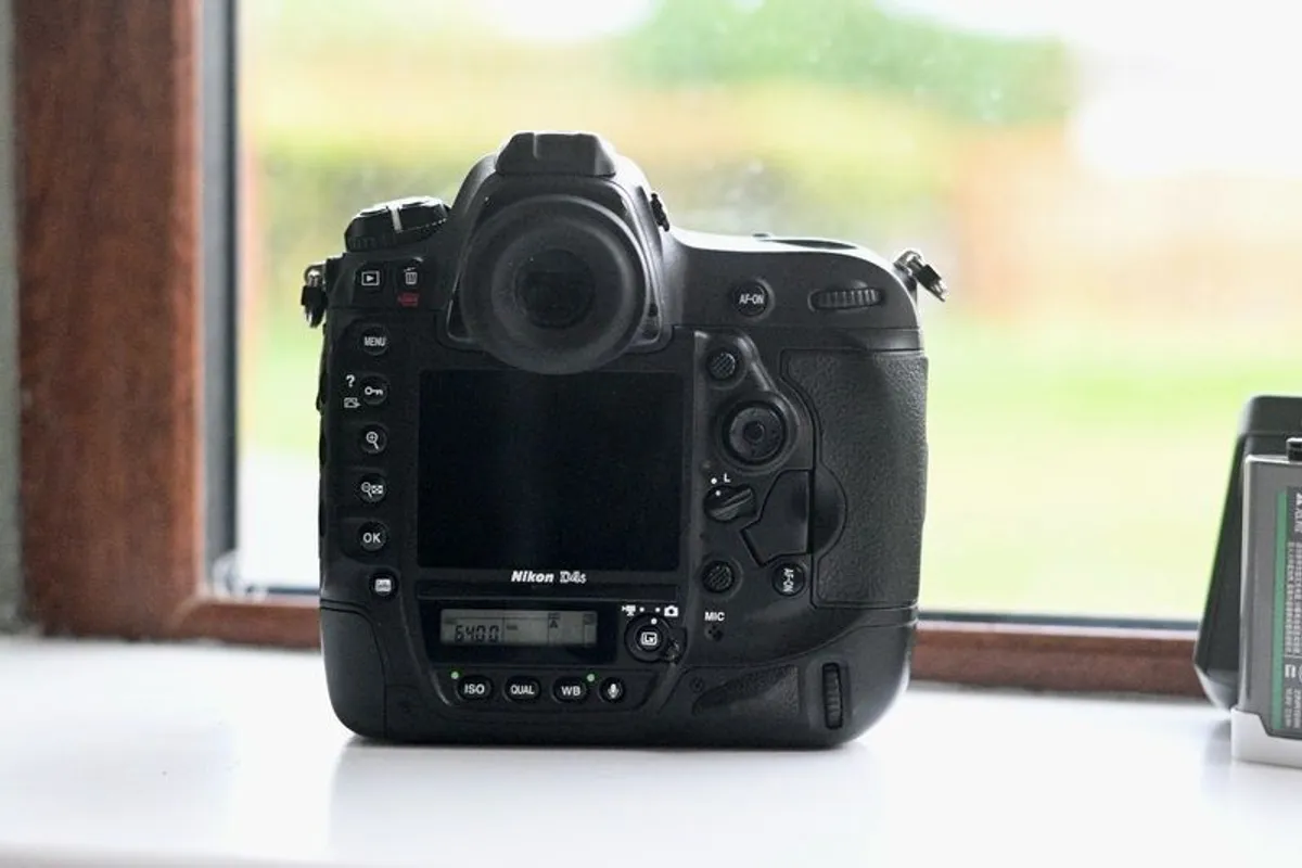 Nikon D4s Body - Image 4