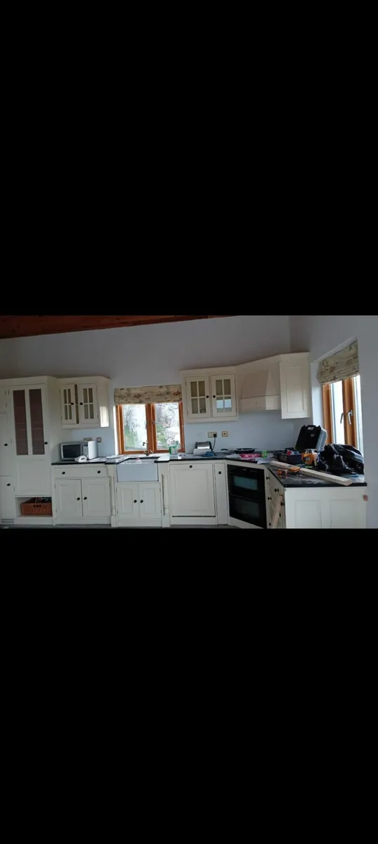 Fitted kitchen - Image 1