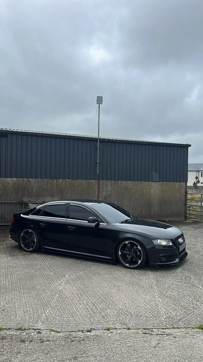 AUDI A4 SLINE - Image 3