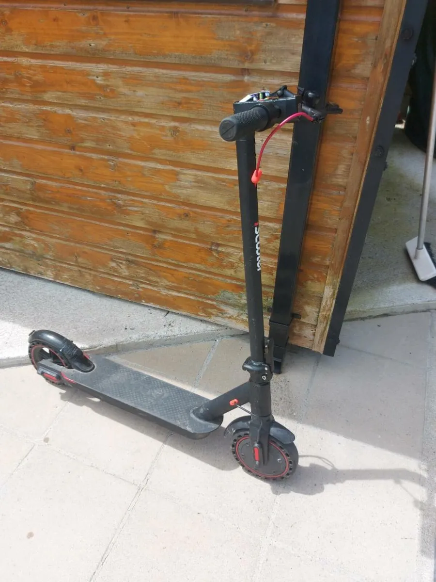 E scooter - Image 1