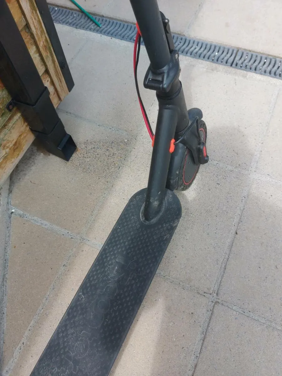 E scooter - Image 4