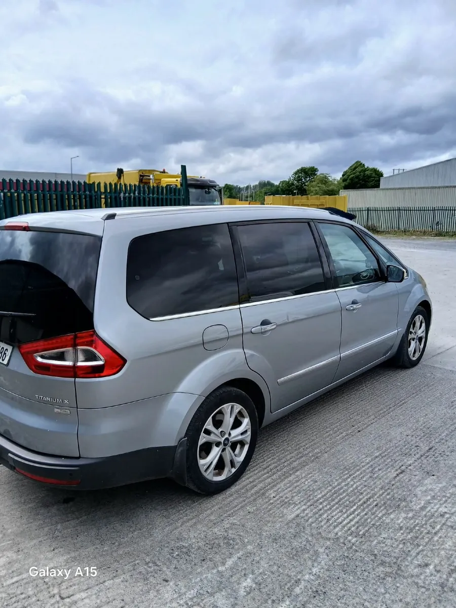 Ford Galaxy 2013 - Image 2