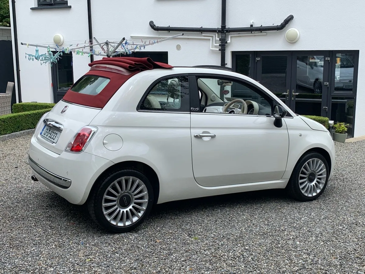 Fiat 500 convertible: only 73,000m New NCT |taxed - Image 4
