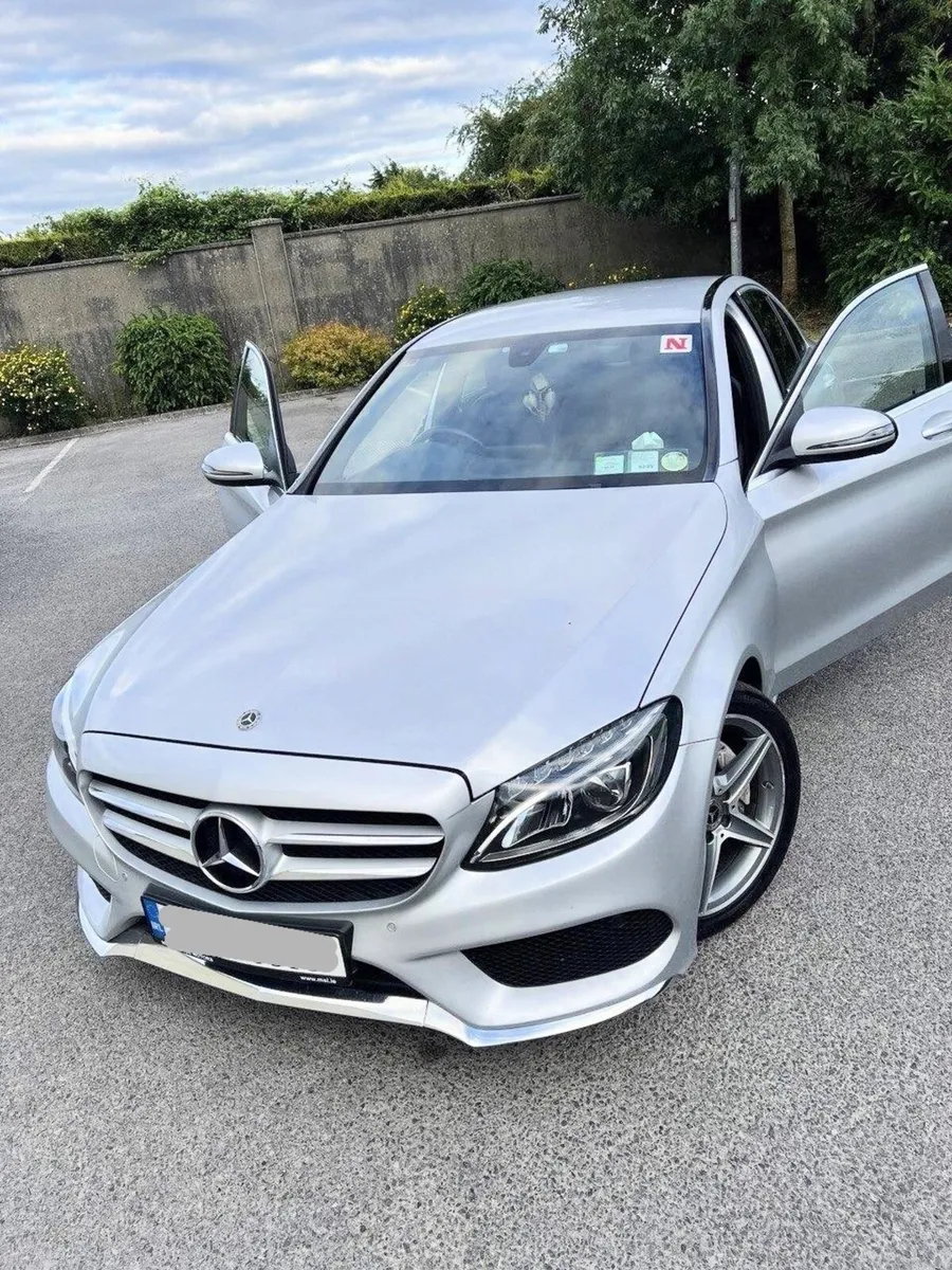 2018 MERCEDES-BENZ C-Class C200D AMG 4DR AUTO - Image 2