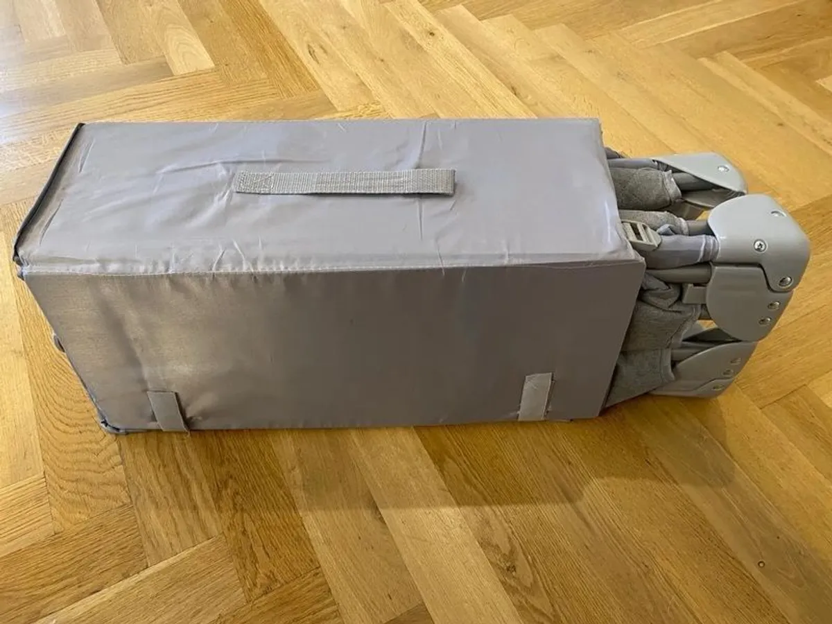Travel Cot & Mattress - Image 2