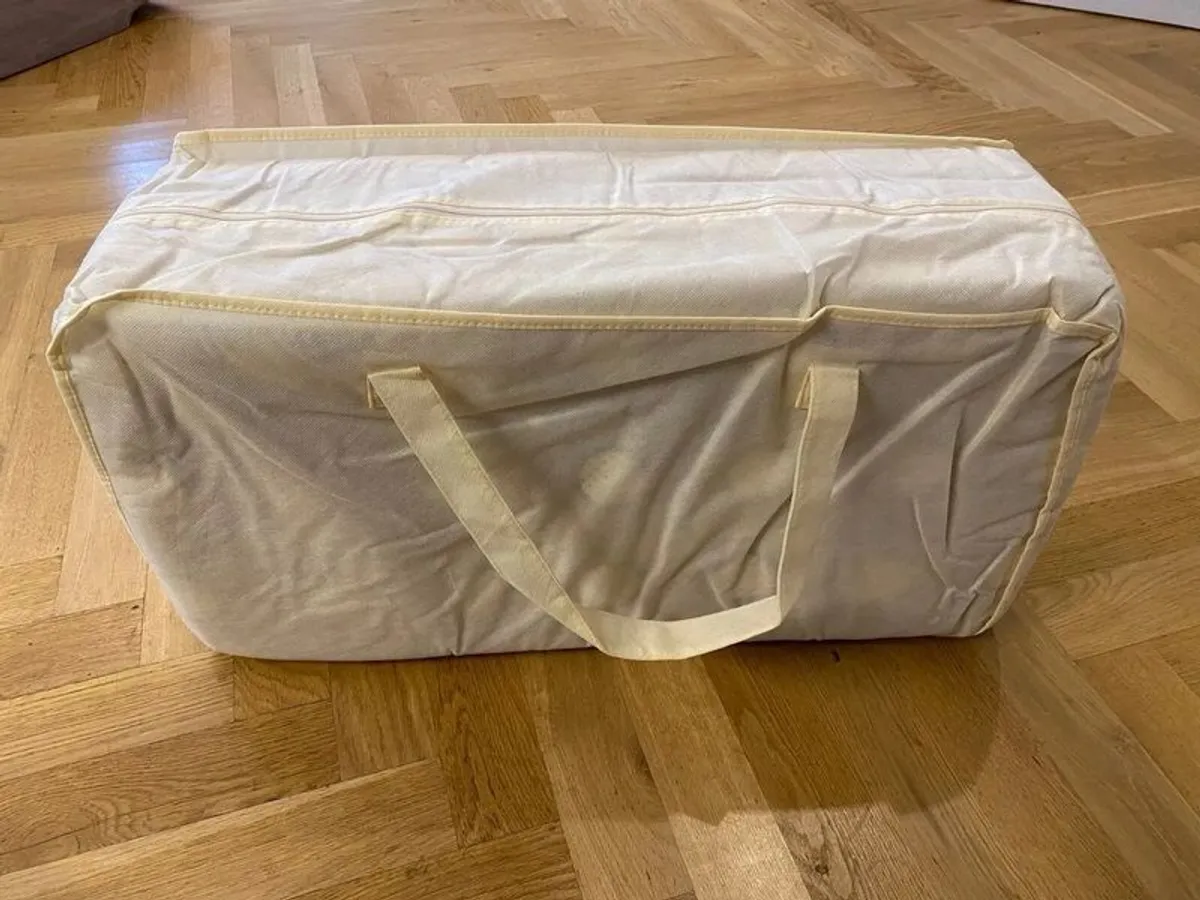 Travel Cot & Mattress - Image 3