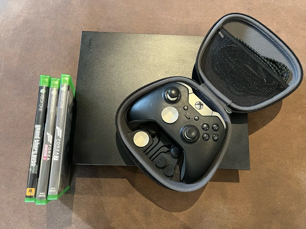Xbox One X Console + Elite Controller + 3 Games - Image 3