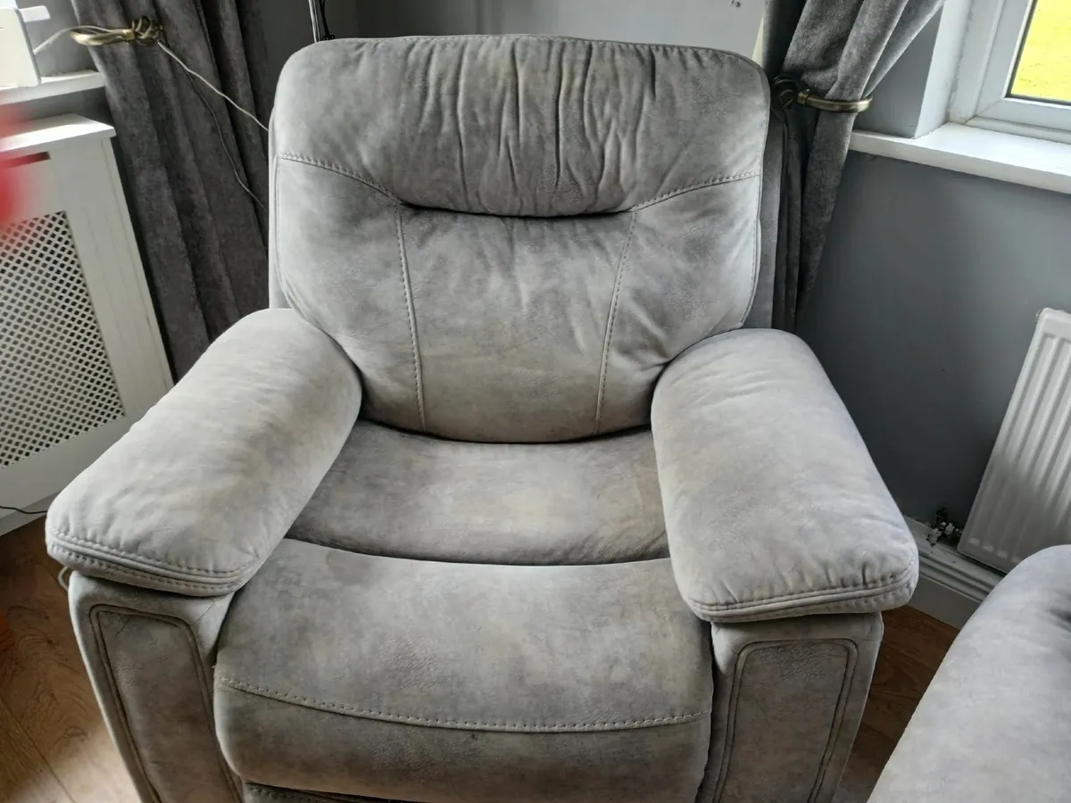3 piece suite furniture grey suede feel - Image 1