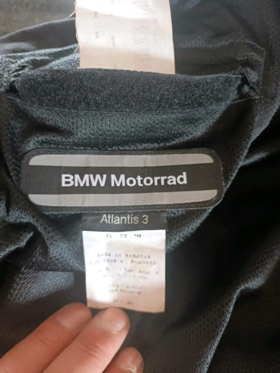 Motorcycle gear - Image 3