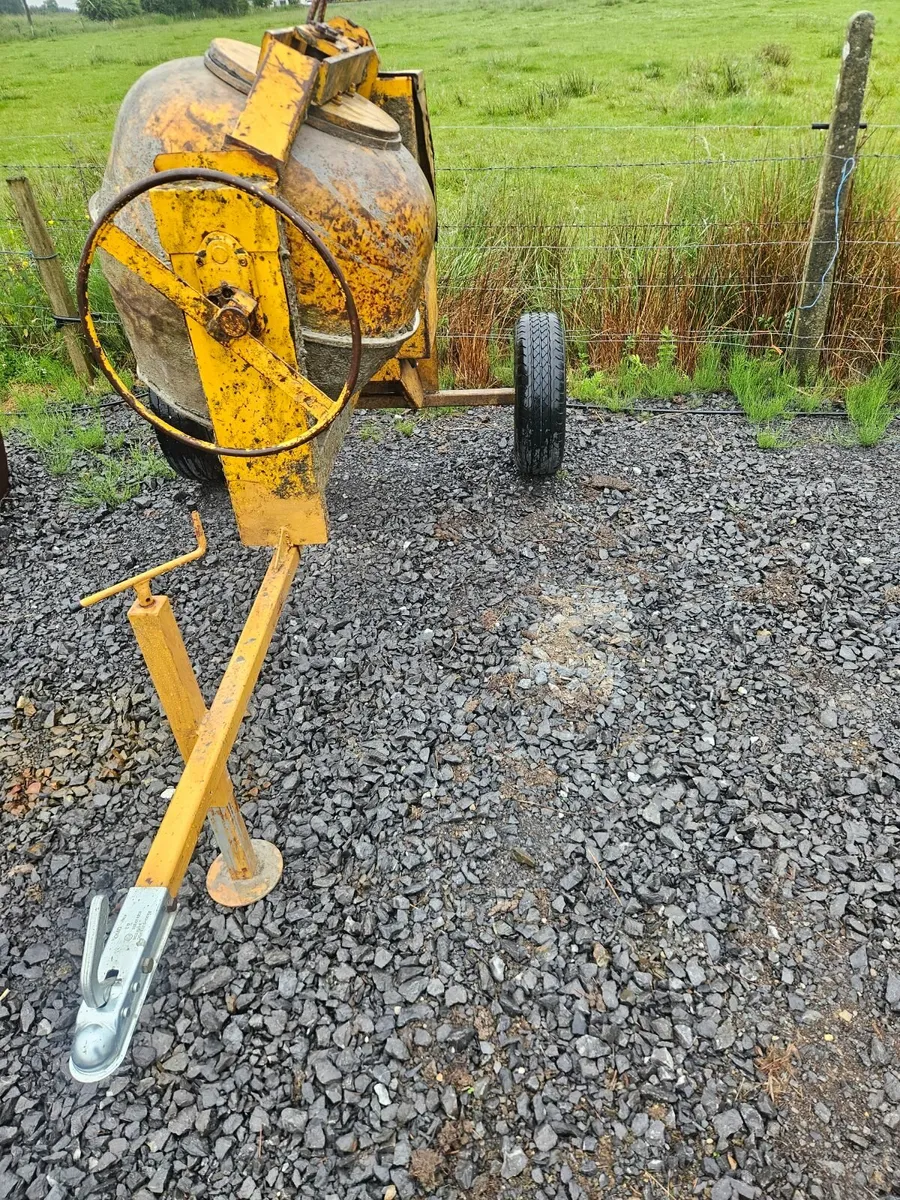 Towable Mixer - Image 2