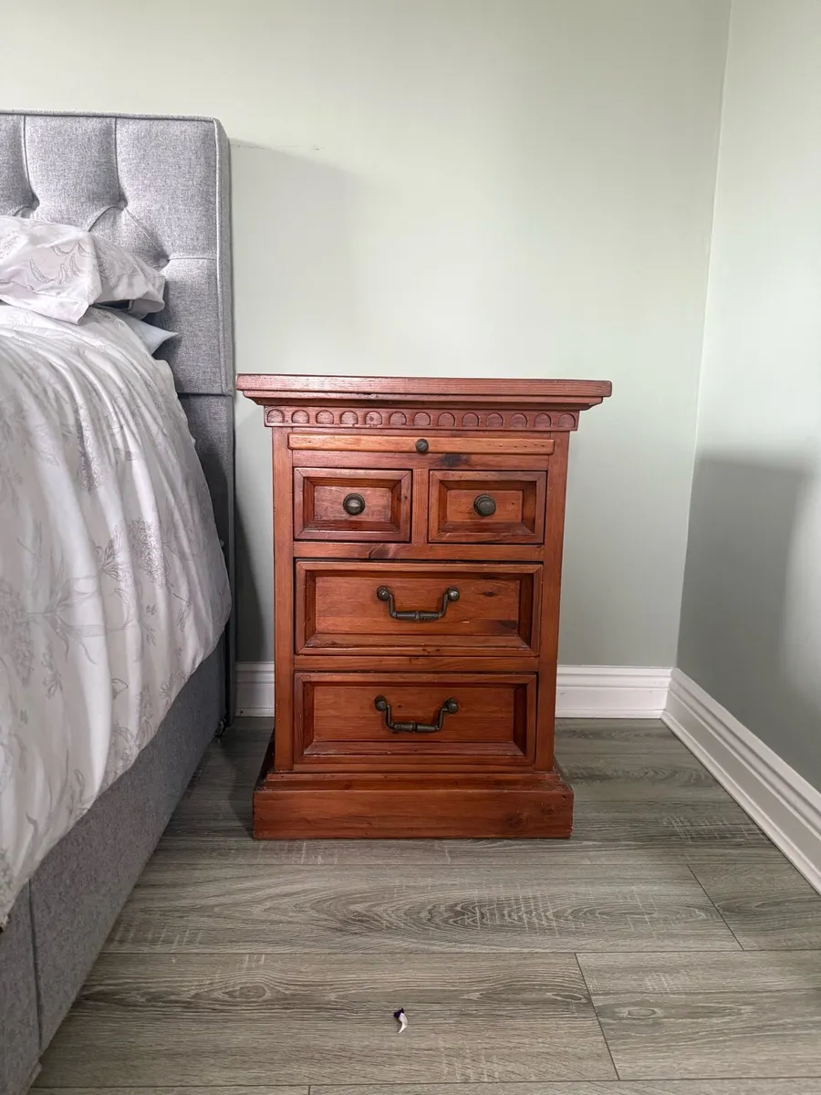 Bed Side Lockers and Chest Of Drawers - Image 1