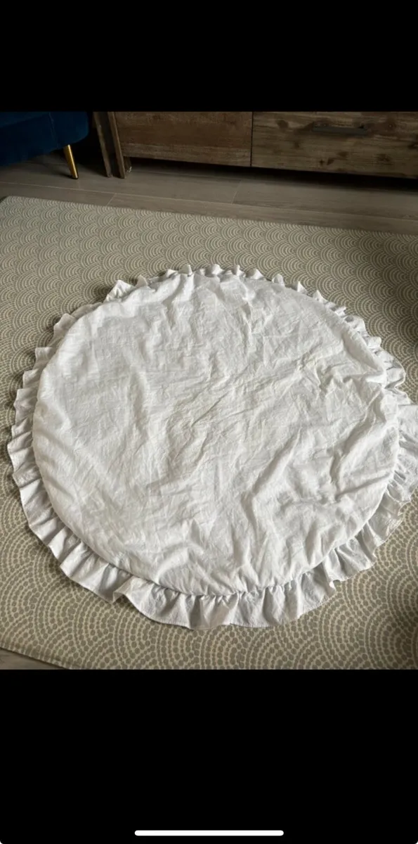 Baby playmat