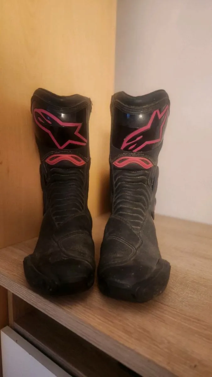 Alpinestars leather boots - Image 1