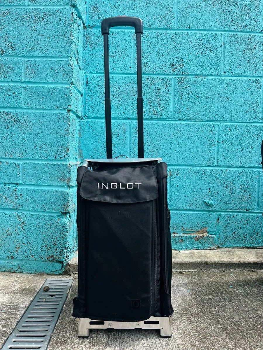 INGLOT Pro Artist Makeup Case by ZUCA - Image 1