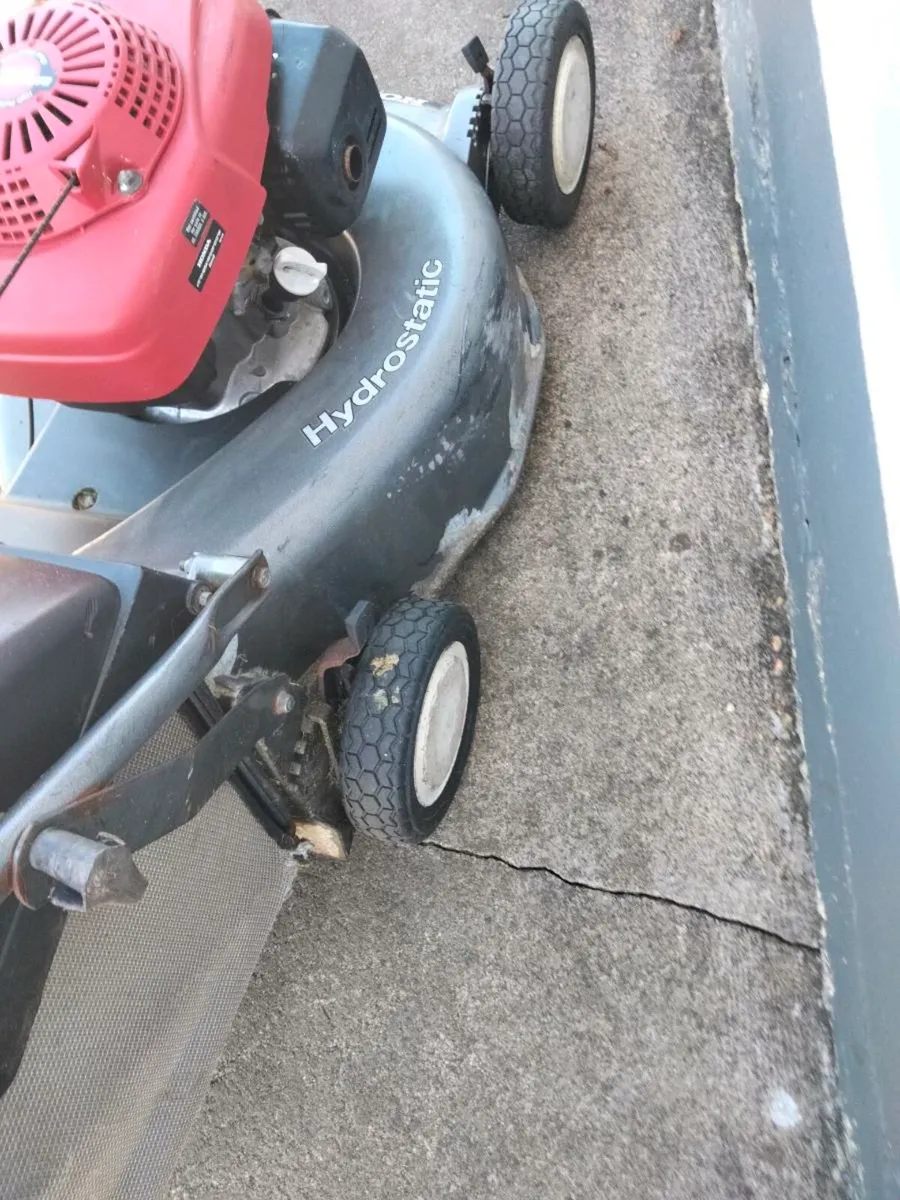 Honda lawnmower - Image 3