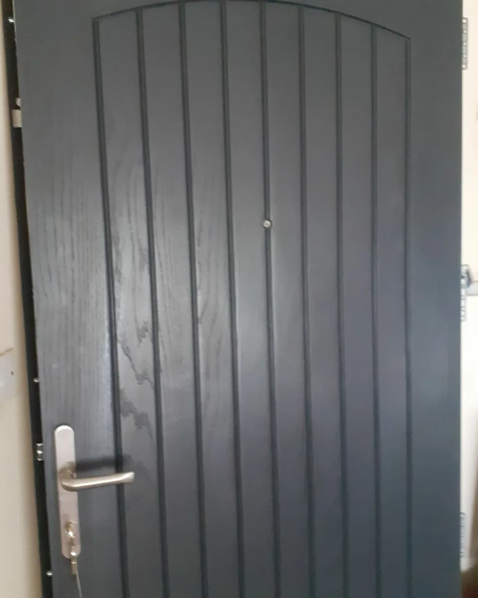 Composite Front Door - Image 4