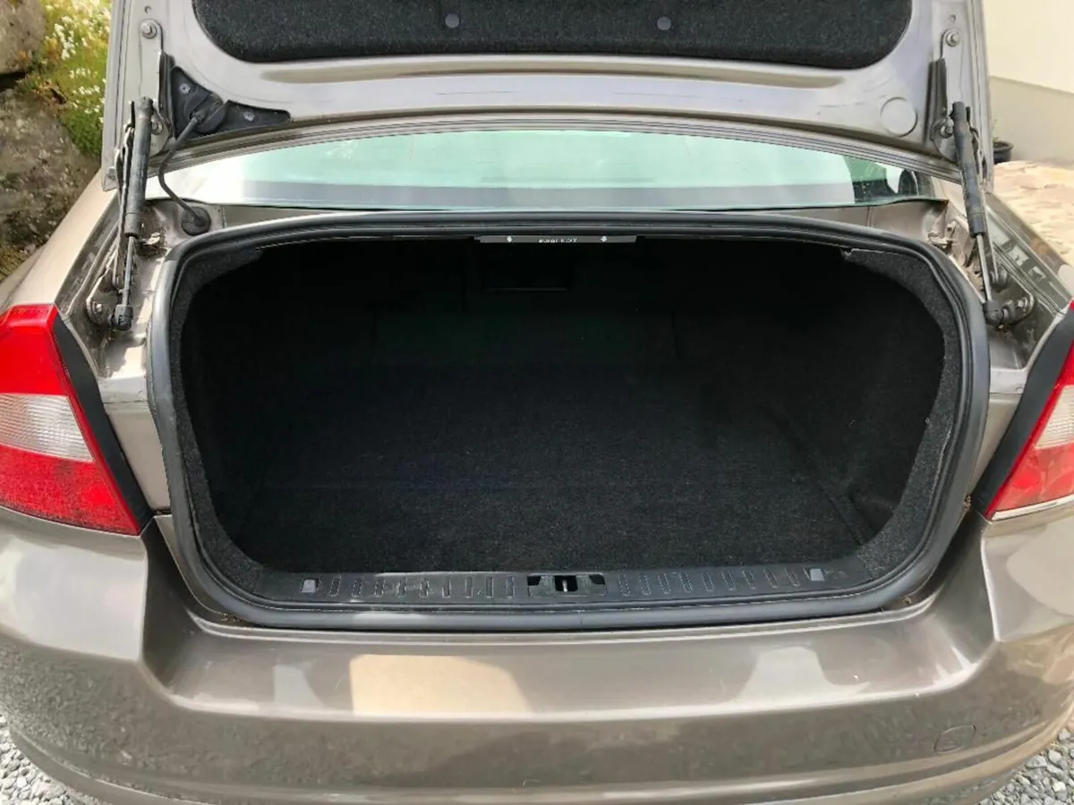 Volvo S80 2012 - Image 3