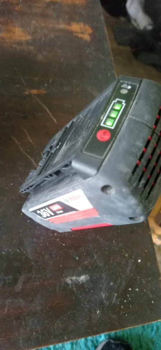 Bosch 36 volt battery - Image 1