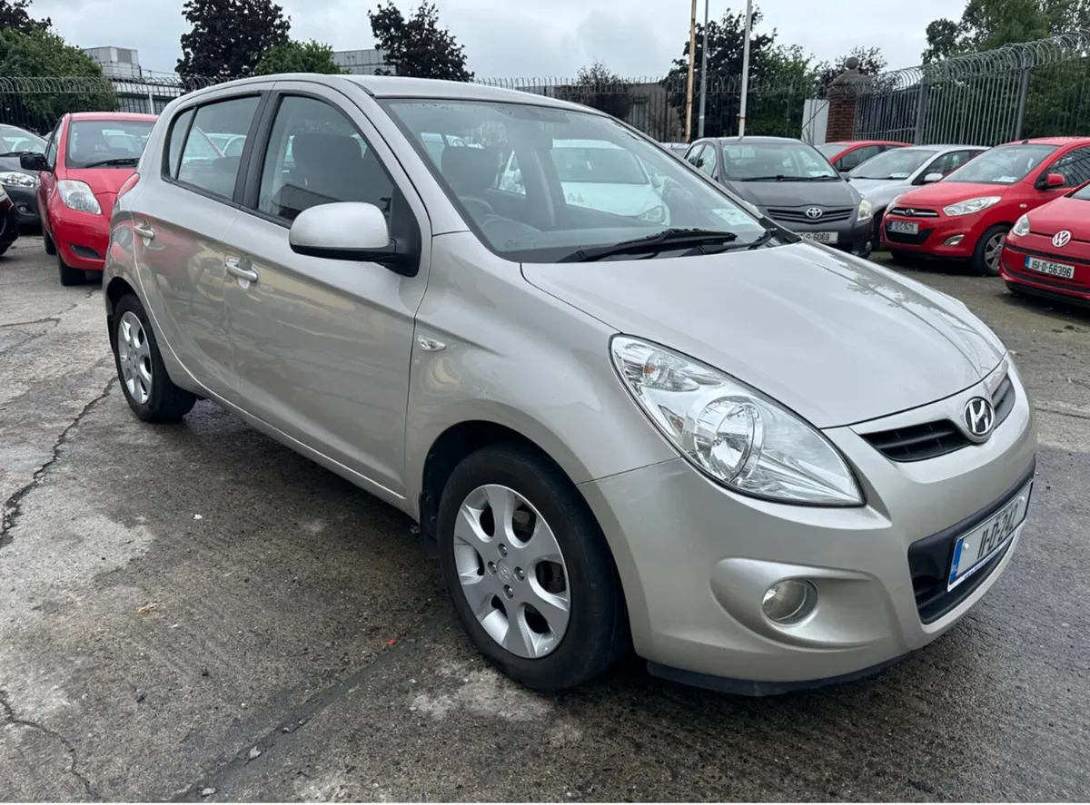 Hyundai i20 2011/ New Nct/ Warranty. - Image 2