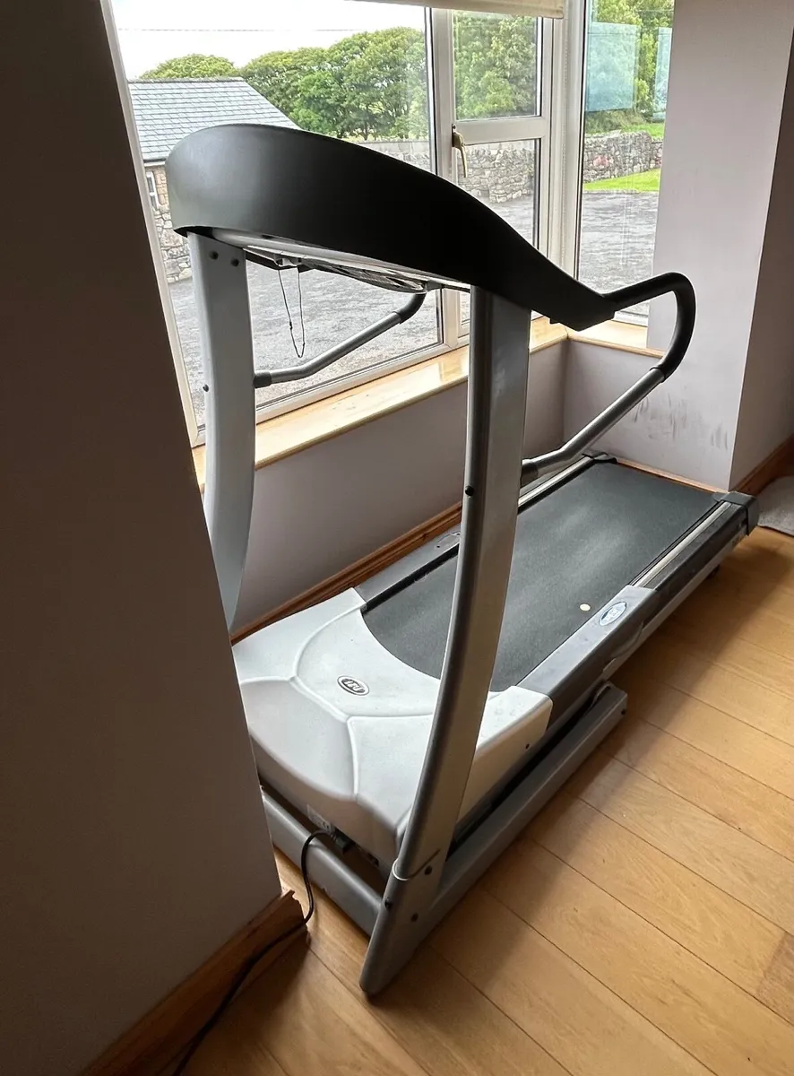 Treadmill - Image 1