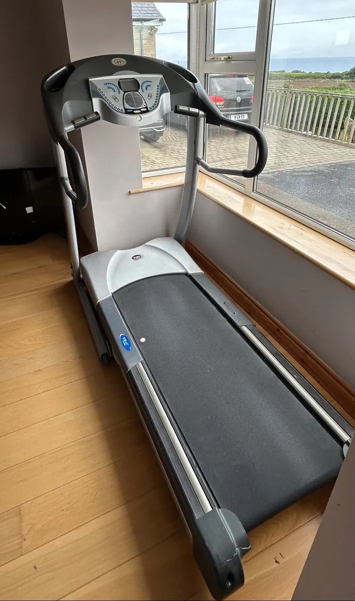 Treadmill - Image 2
