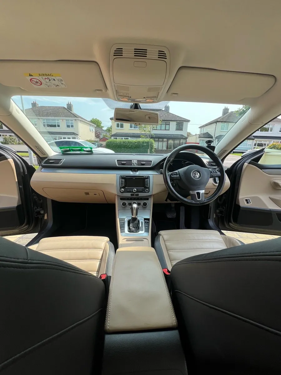 Volkswagen CC Automatic - Image 2