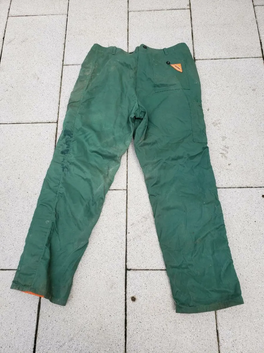 Chainsaw trousers - Image 2